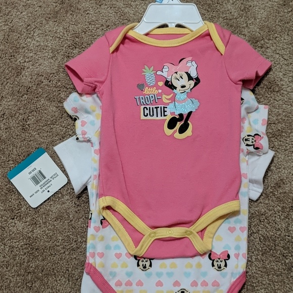6-9 Month Onesies - Picture 4 of 4